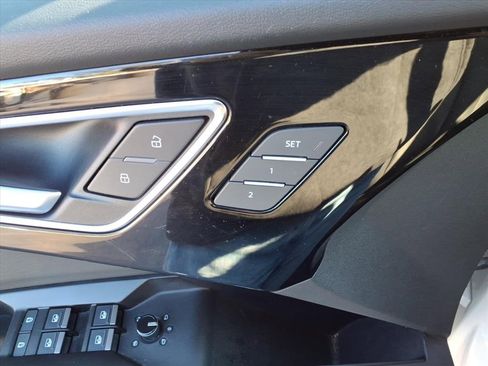 Used 2022 Audi Q4 e-tron Premium Plus image 14