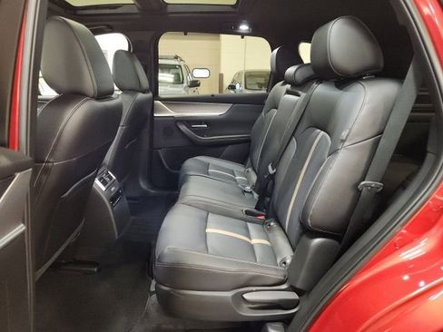 Certified 2025 MAZDA CX-70 3.3 Turbo S w/ Premium Package image 23