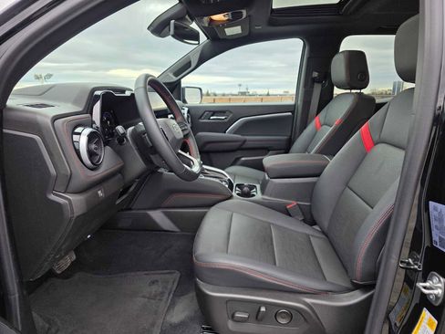 Certified 2024 Chevrolet Colorado Z71 w/ LPO, Dark Essentials Package AWD/4WD image 20