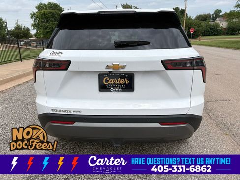 Used 2026 Chevrolet Equinox LT AWD/4WD image 10