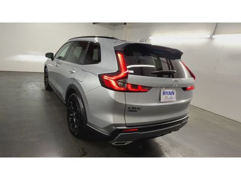 Used 2026 Honda CR-V Sport image 7