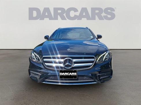 Used 2019 Mercedes-Benz E 450 4MATIC Wagon image 2