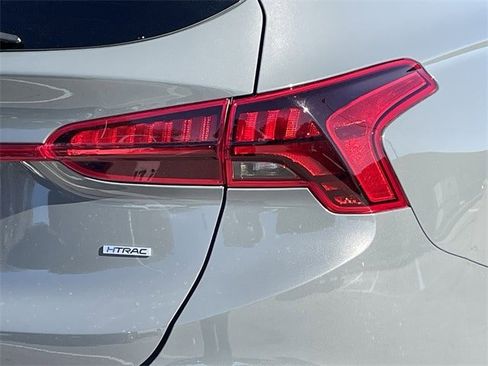 Used 2023 Hyundai Santa Fe SE image 6