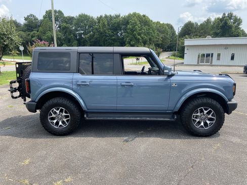 Used 2025 Ford Bronco Outer Banks AWD/4WD image 4