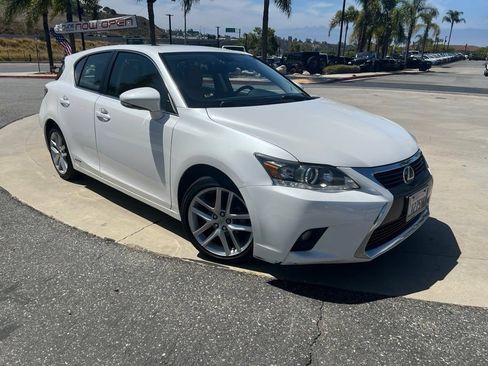 Used 2017 Lexus CT 200h FWD image 7