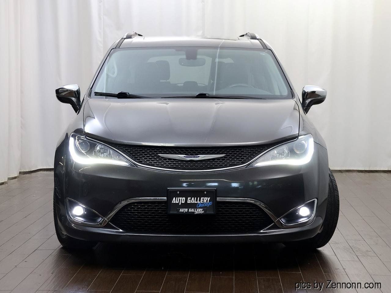 Used 2019 Chrysler Pacifica Limited FWD image 5
