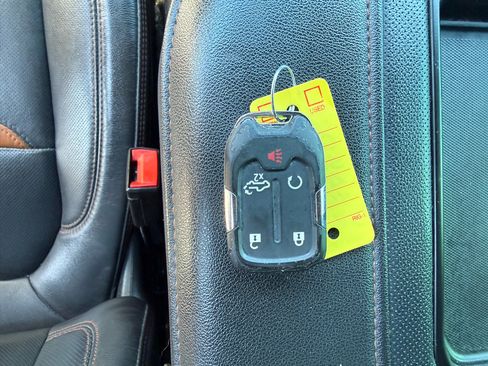 Used 2021 GMC Sierra 1500 AT4 w/ AT4 Value Package image 48