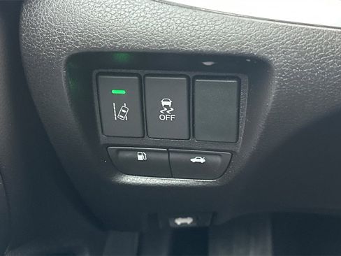 Used 2017 Acura TLX w/ Technology Package image 29