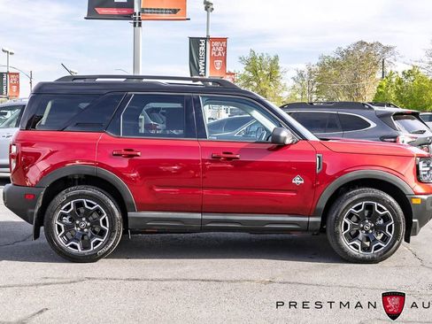 Used 2025 Ford Bronco Sport Outer Banks AWD/4WD image 18