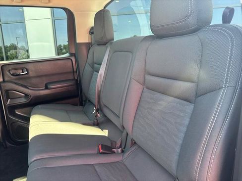 Used 2023 Nissan Frontier SV AWD/4WD image 21