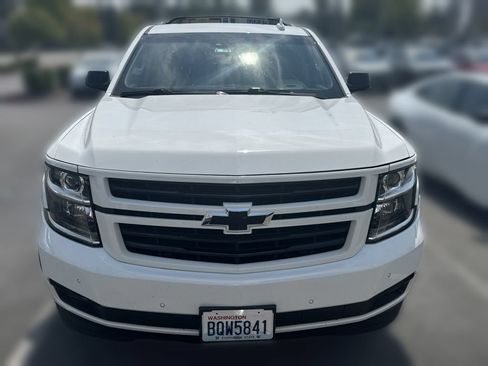 Used 2019 Chevrolet Suburban Premier AWD/4WD image 2