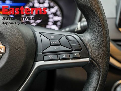 Used 2024 Nissan Altima 2.5 SV image 15