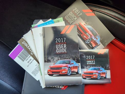 Used 2017 Dodge Charger SXT RWD image 20