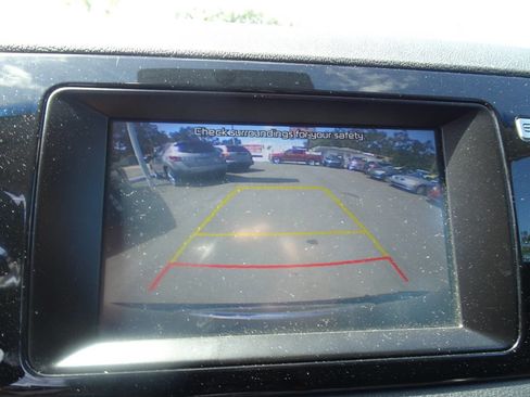 Used 2017 Kia Niro LX image 33