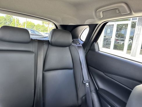 Used 2023 MAZDA CX-30 AWD 2.5 S w/ Preferred Package image 19
