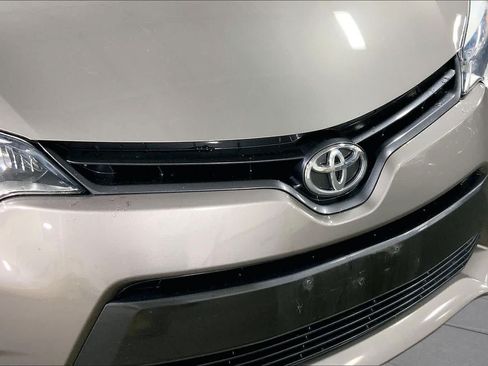 Used 2015 Toyota Corolla LE FWD image 30