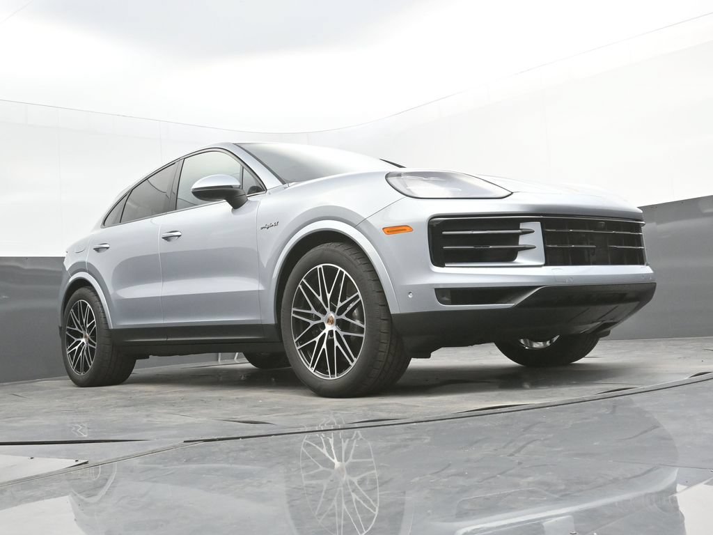 Certified 2026 Porsche Cayenne E-Hybrid Coupe AWD/4WD image 36