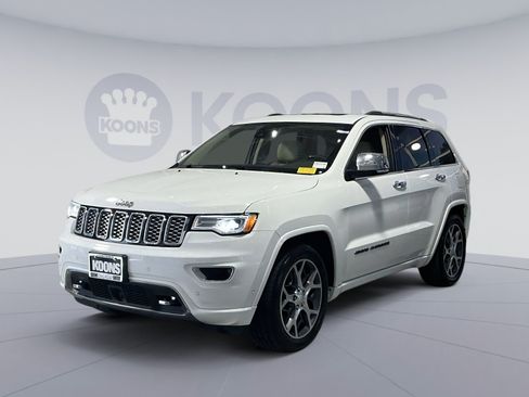 Used 2019 Jeep Grand Cherokee Overland AWD/4WD image 1