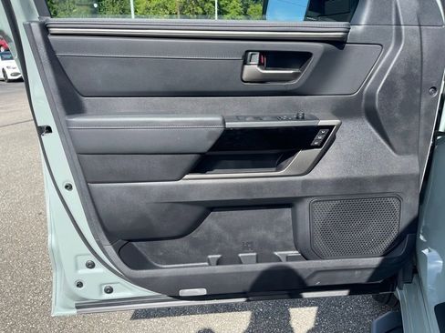 Used 2025 Toyota Tundra Limited image 15