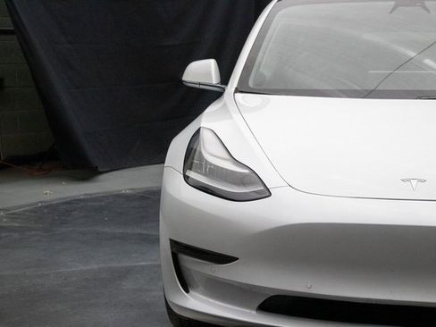 Used 2020 Tesla Model 3 Long Range image 5