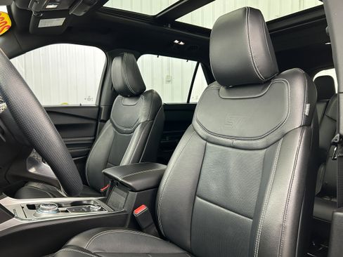 Used 2020 Ford Explorer ST w/ ST Street Pack AWD/4WD image 25