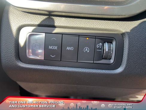 New 2026 GMC Acadia AT4 w/ Luxury Package image 17