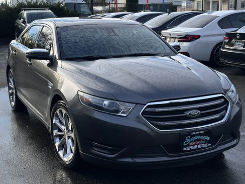 Used 2016 Ford Taurus Limited w/ Equipment Group 301A image 16