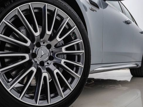 Used 2025 Mercedes-Benz E 53 AMG e 4MATIC Sedan image 5
