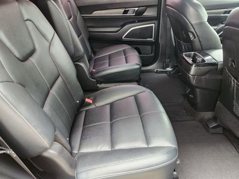 Used 2022 Kia Telluride EX w/ EX Premium Package image 32
