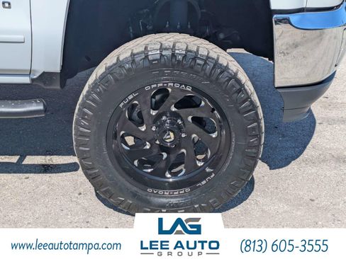 Used 2018 Chevrolet Silverado 1500 LT w/ Trailering Package AWD/4WD image 10