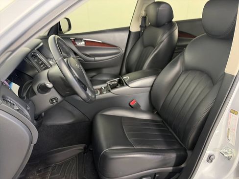 Used 2017 INFINITI QX50 AWD w/ Premium Package image 11