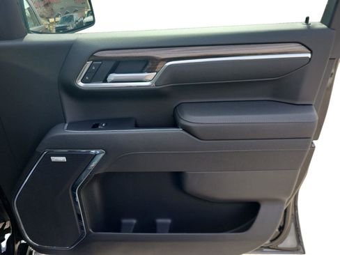 Certified 2026 Chevrolet Silverado 1500 RST w/ Convenience Package II image 25