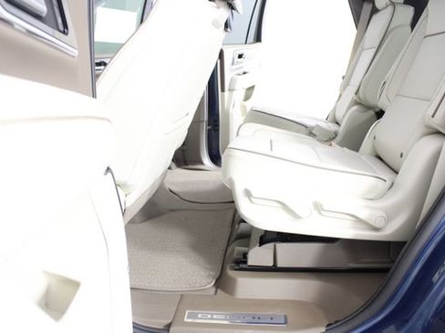 Used 2026 GMC Yukon Denali w/ Denali Reserve Package image 22