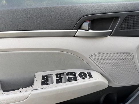 Used 2018 Hyundai Elantra Value Edition image 11