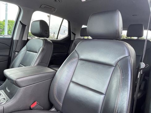 Used 2021 Chevrolet Traverse RS FWD image 20