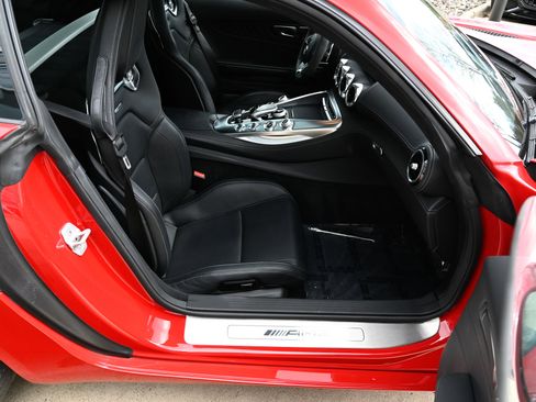 Used 2016 Mercedes-Benz AMG GT S image 36