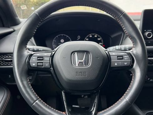 Used 2024 Honda HR-V Sport image 25