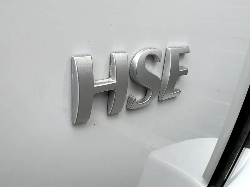 Used 2012 Land Rover Range Rover HSE LUX AWD/4WD image 19