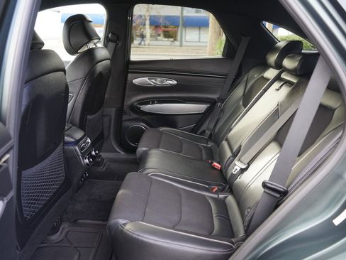 Used 2023 Genesis GV70 2.5T w/ Sport Prestige Package image 22