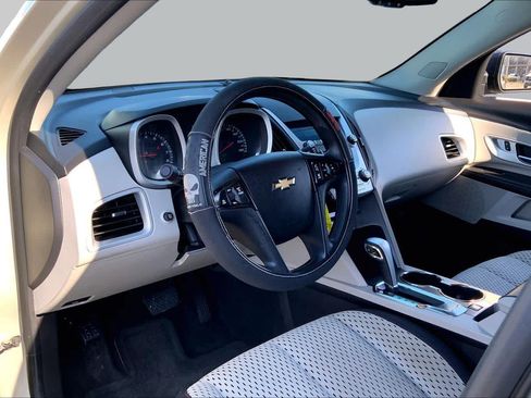 Used 2013 Chevrolet Equinox LS FWD image 16