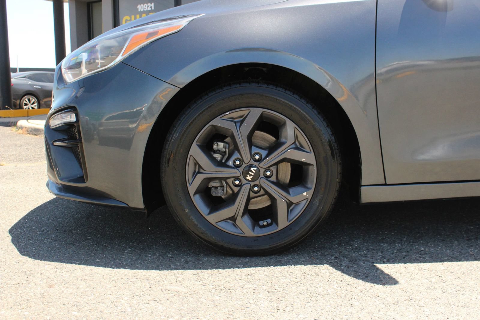 Used 2021 Kia Forte LXS FWD image 3