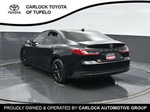 Used 2025 Toyota Camry LE w/ Convenience Package FWD image 11