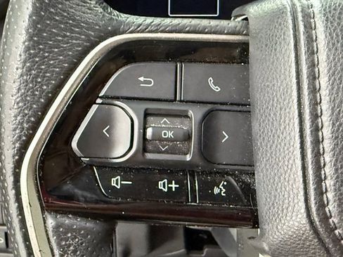 Used 2022 Toyota Tundra Limited image 12