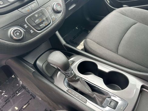 Used 2024 Chevrolet Malibu LS FWD image 12