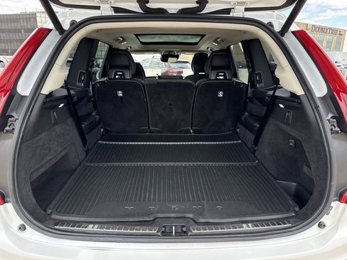 Used 2019 Volvo XC90 T6 Momentum w/ Protection Package Premier AWD/4WD image 23