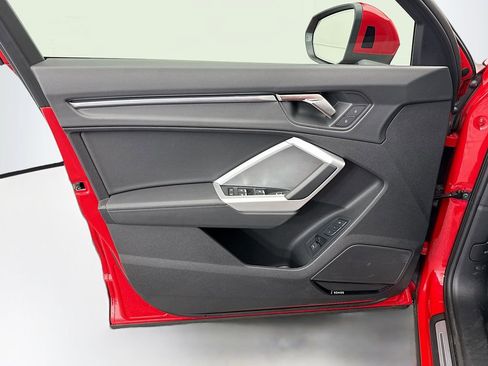 Used 2025 Audi Q3 2.0T Premium Plus w/ Premium Plus Package image 22