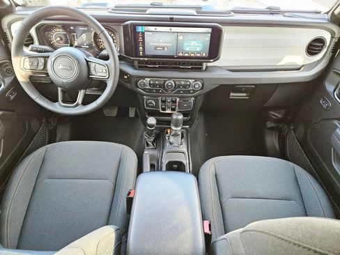 New 2026 Jeep Gladiator Sport image 8