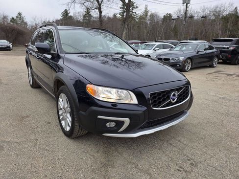 Used 2016 Volvo XC70 T5 Premier w/ Proximity Package image 5