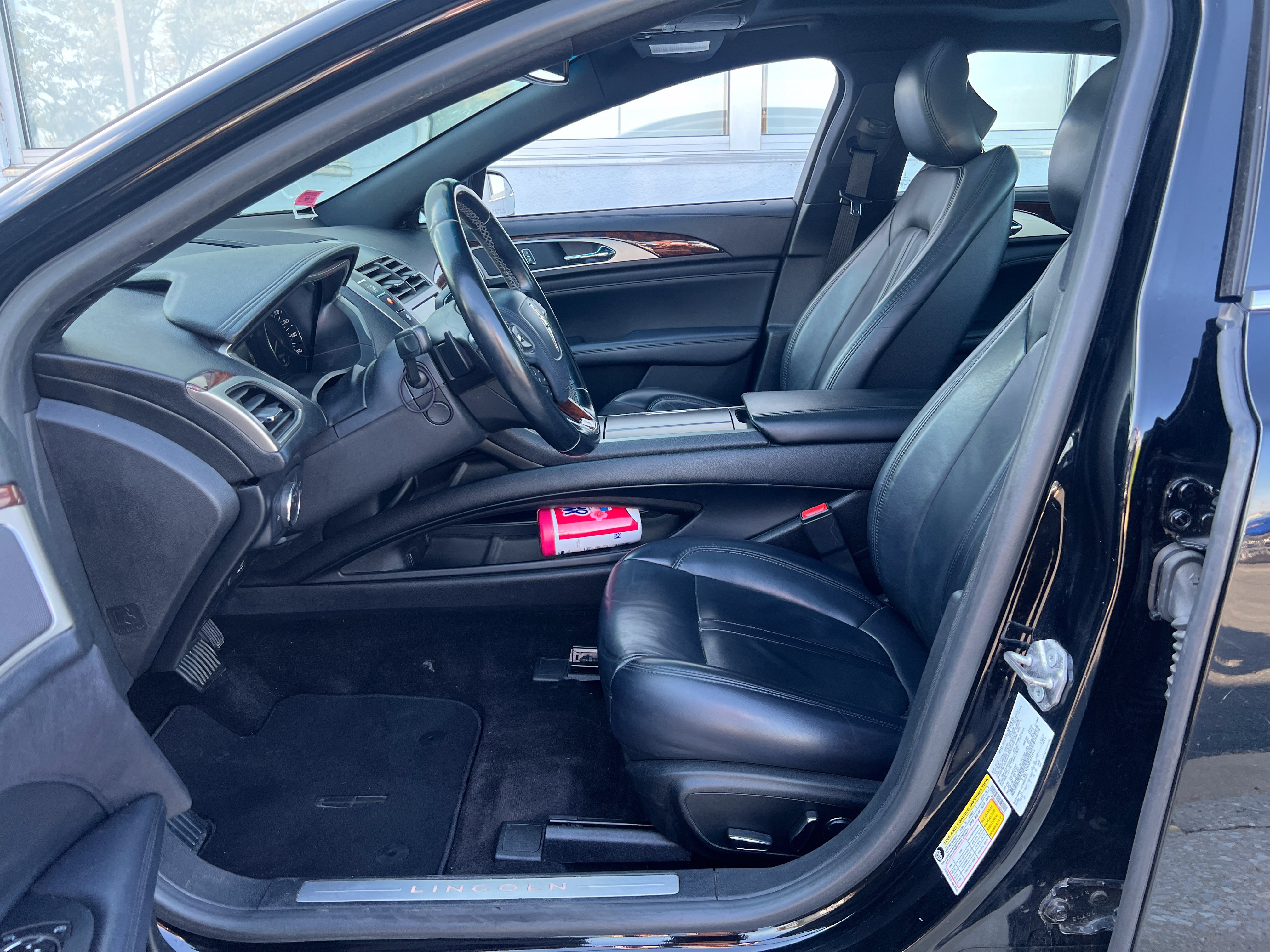 Used 2018 Lincoln MKZ Select w/ Select Plus Package FWD image 8