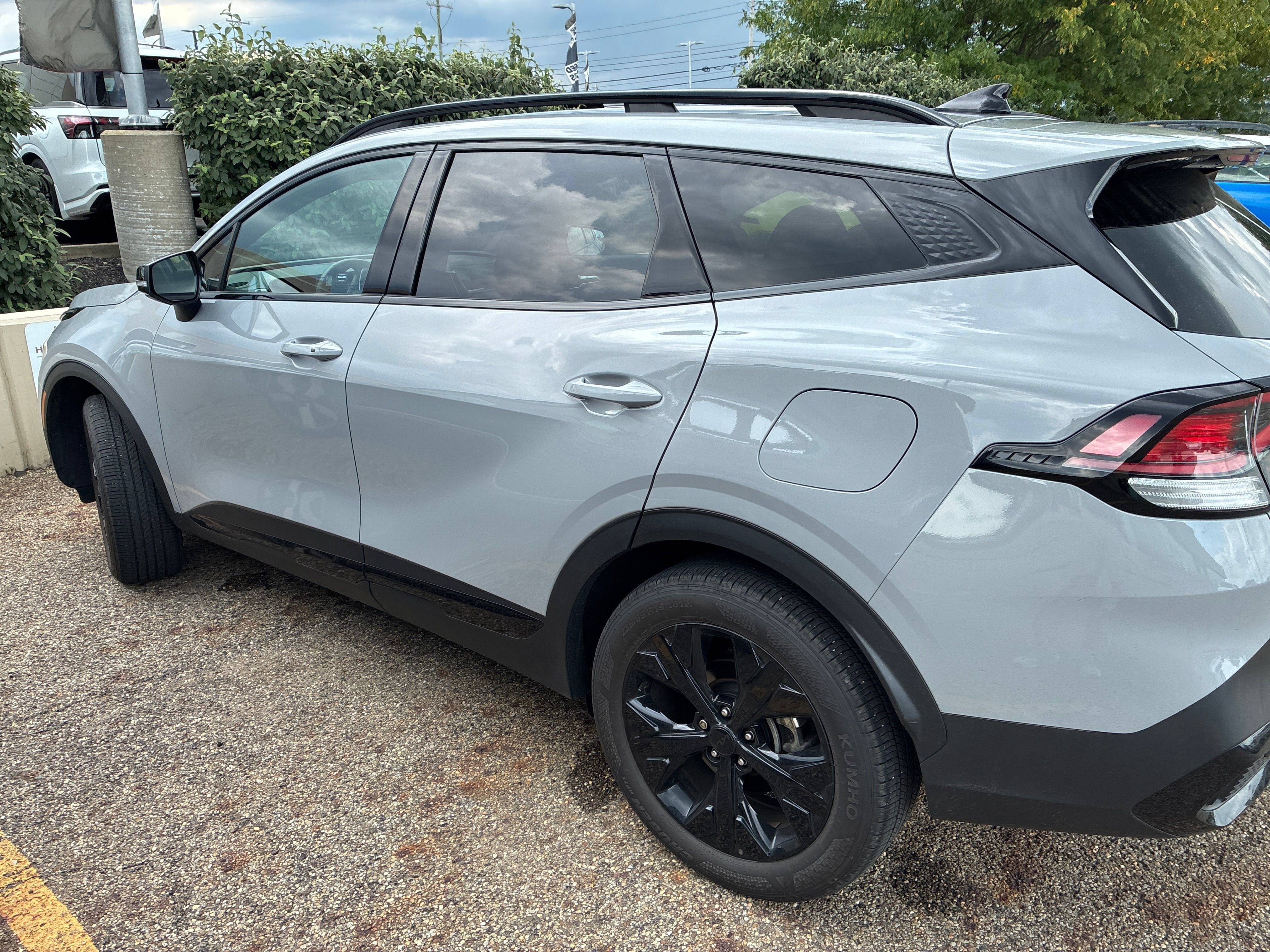 Used 2025 Kia Sportage X-Line AWD/4WD image 3